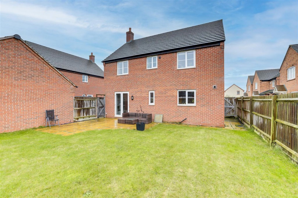 Kimbolton Way, Boulton Moor, DE24