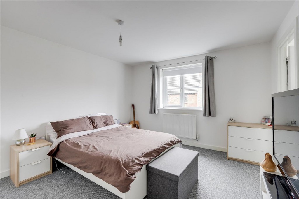 Kimbolton Way, Boulton Moor, DE24