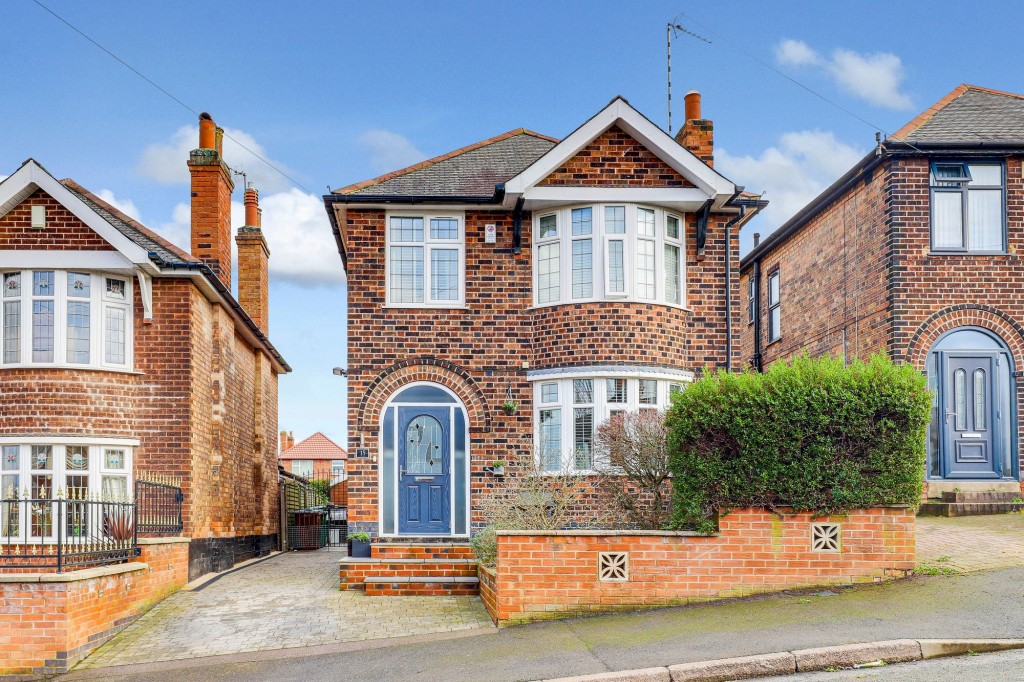 Hollydale Road, Nottingham, NG3