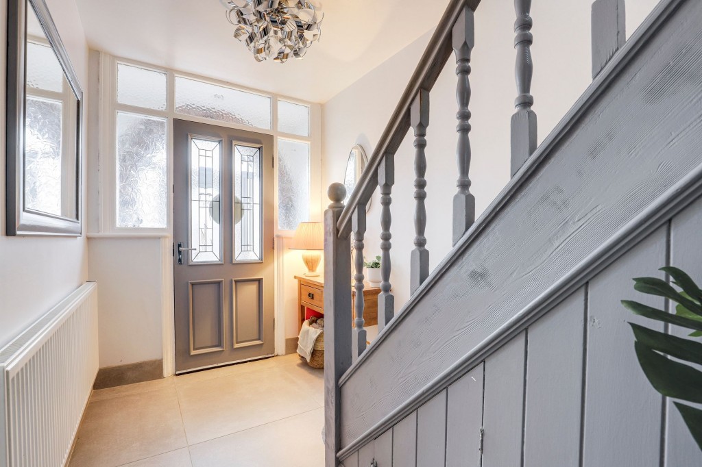 Hollydale Road, Nottingham, NG3