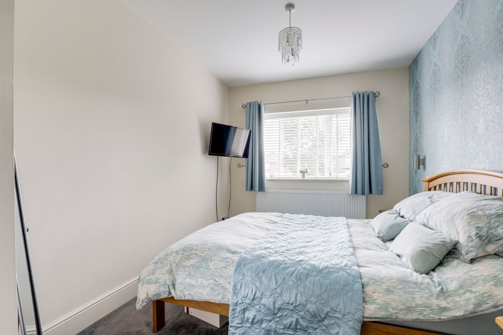 Hollydale Road, Nottingham, NG3