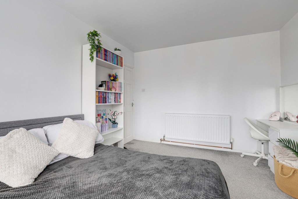 Hollydale Road, Nottingham, NG3