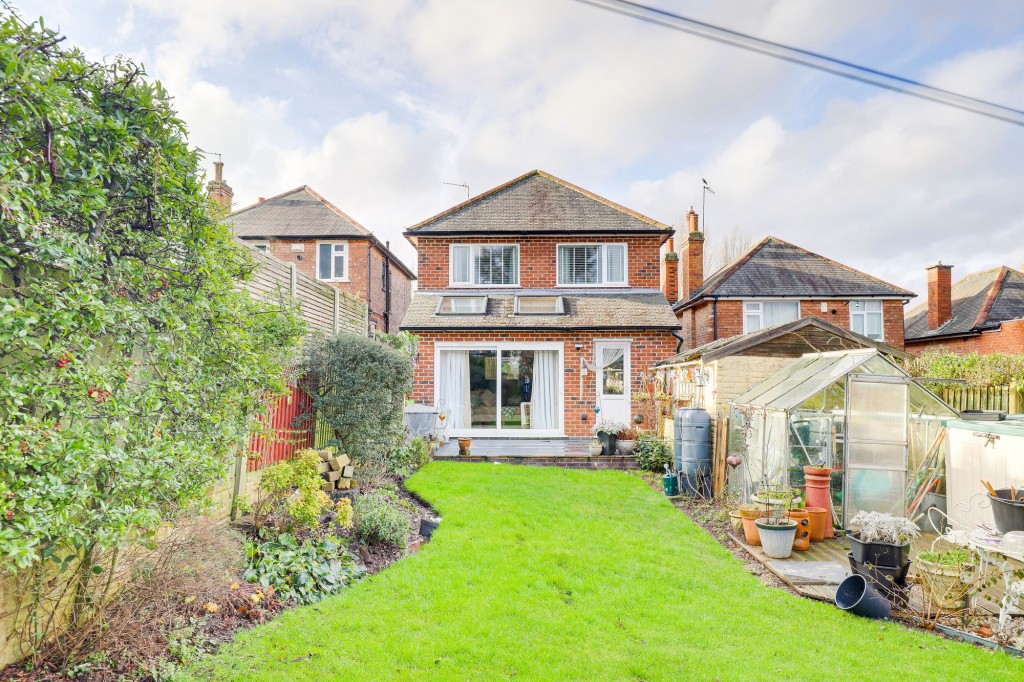 Hollydale Road, Nottingham, NG3