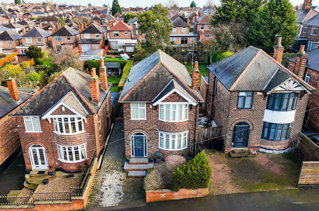 Hollydale Road, Nottingham, NG3