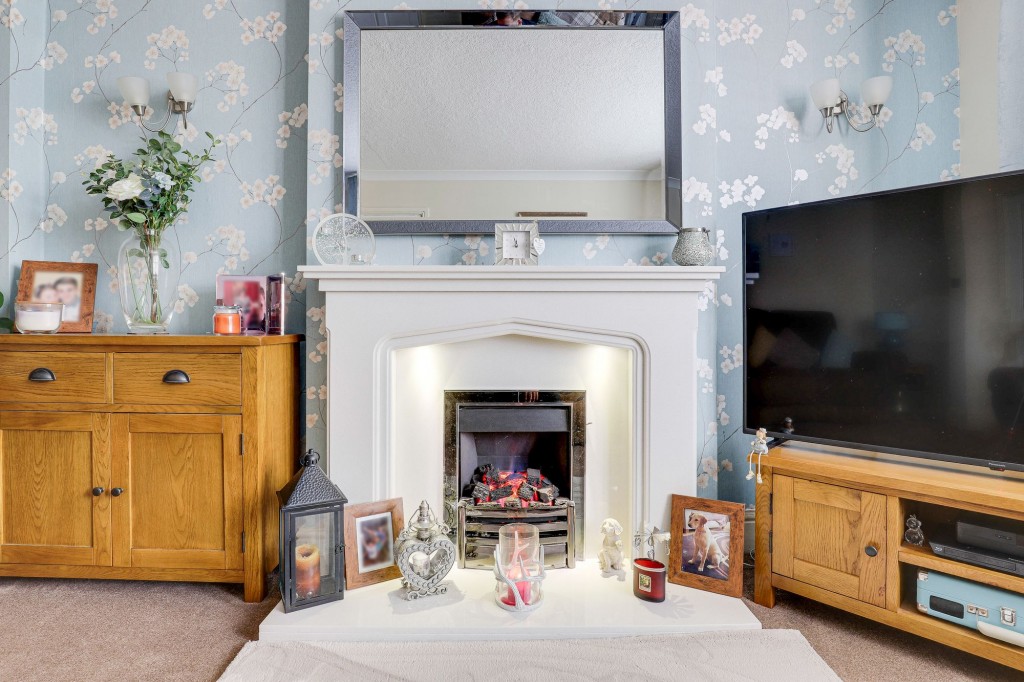 Hollydale Road, Nottingham, NG3