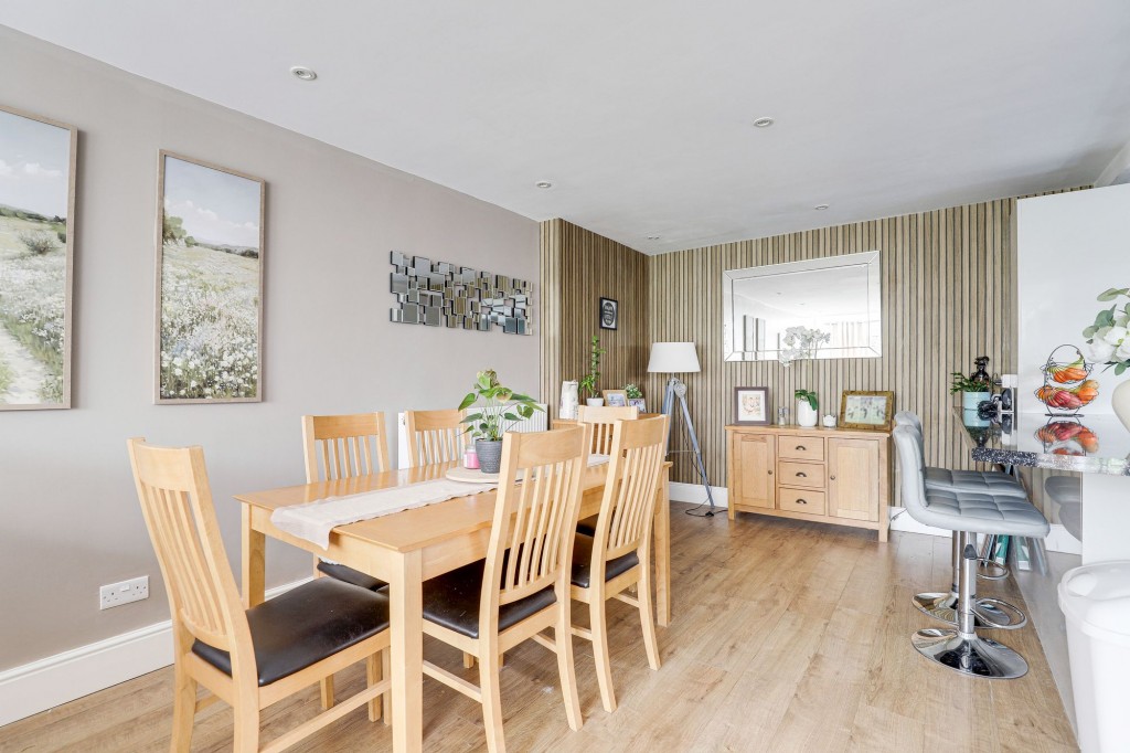 Hollydale Road, Nottingham, NG3