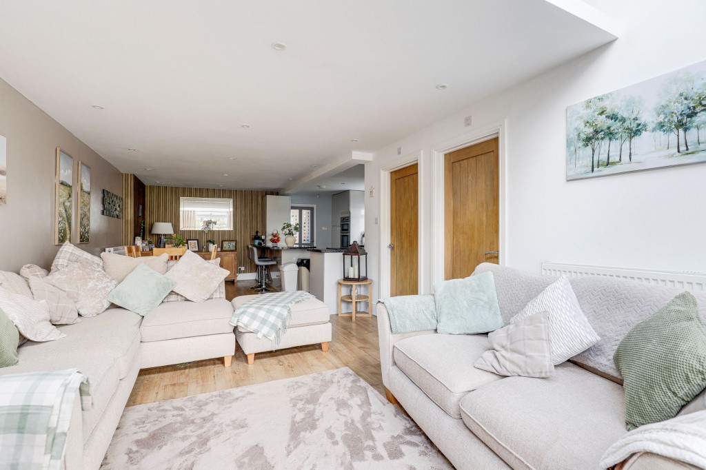 Hollydale Road, Nottingham, NG3