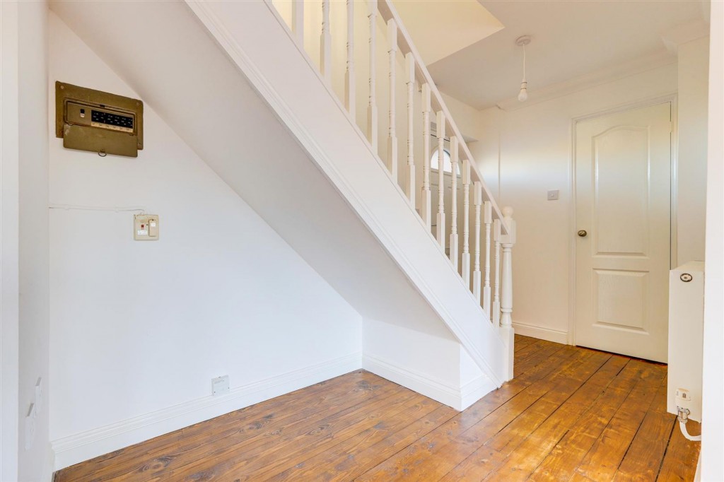 Stoney Houghton Gardens, Nottingham, NG6