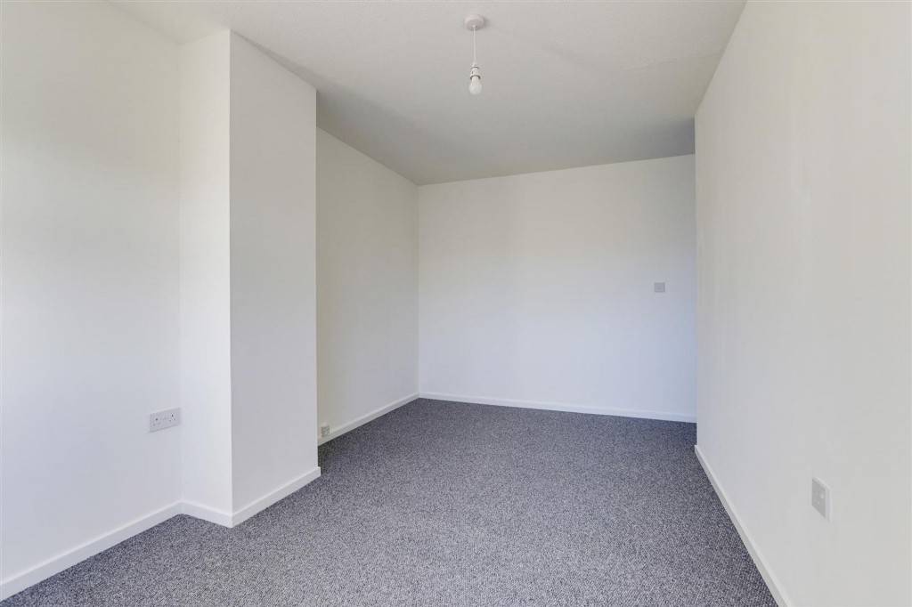 Stoney Houghton Gardens, Nottingham, NG6