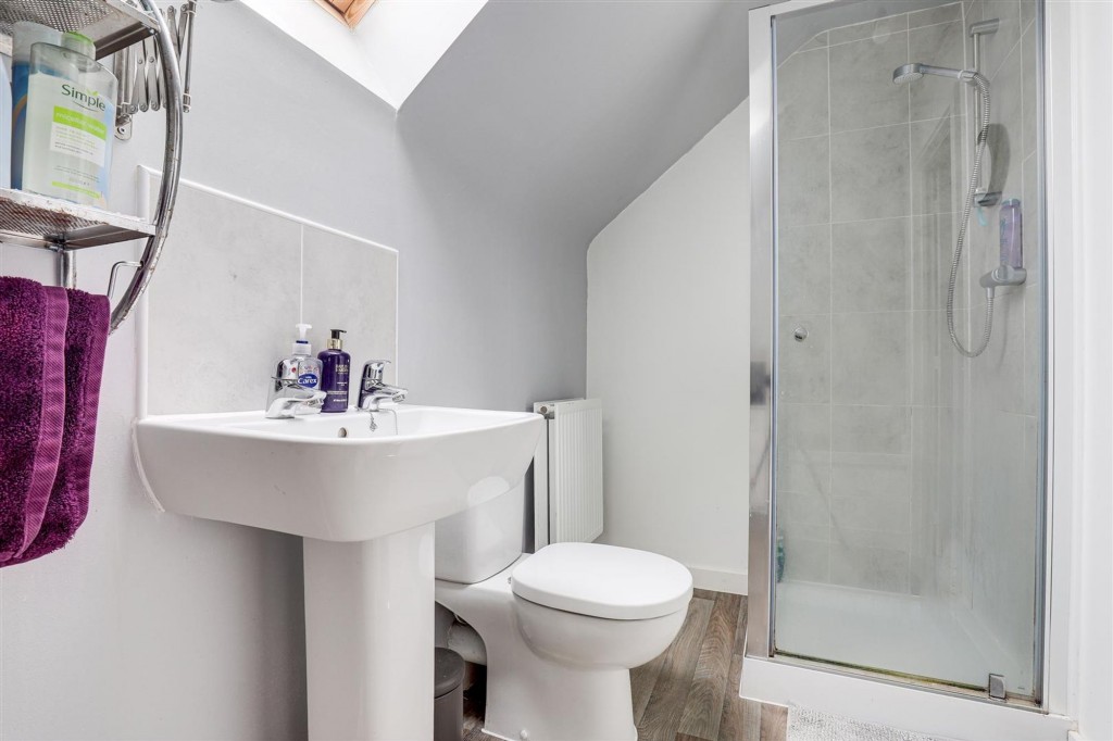 Lightning Grove, Hucknall, NG15