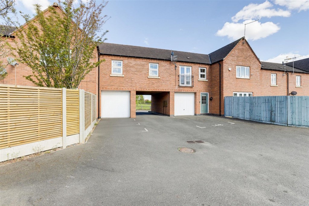 Red Kite Close, Hucknall, NG15