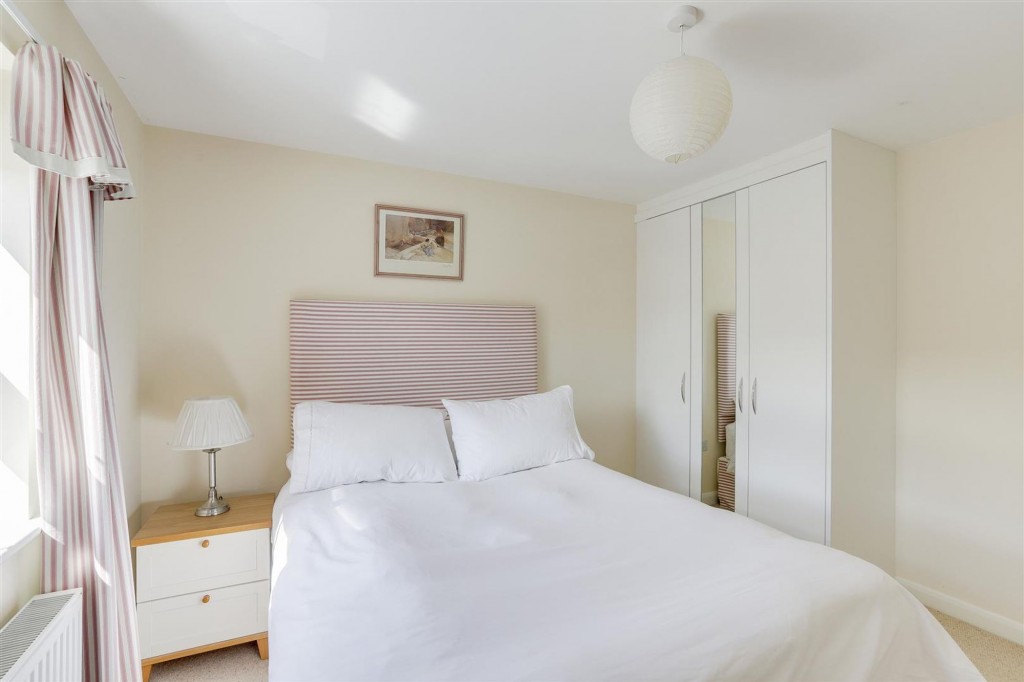 Red Kite Close, Hucknall, NG15