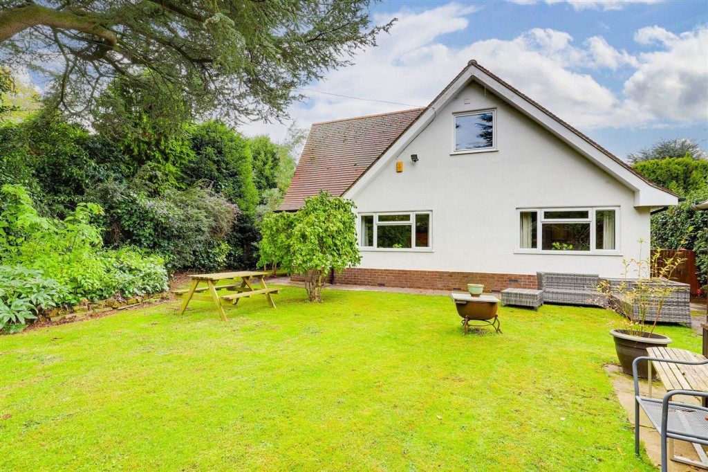 Yew Close, Nottingham, NG5