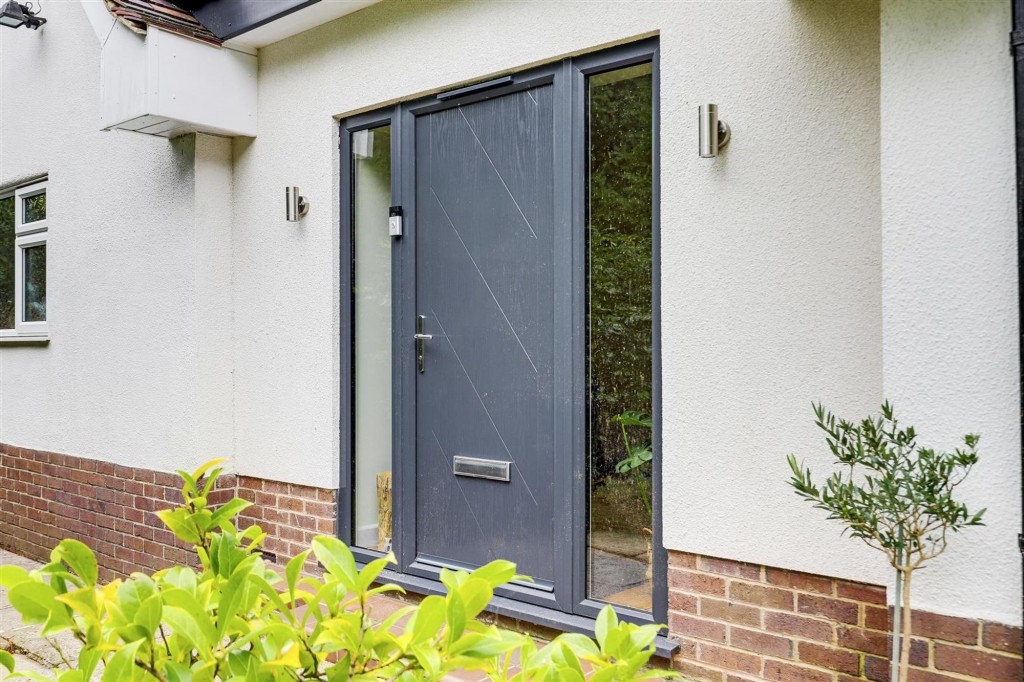 Yew Close, Nottingham, NG5