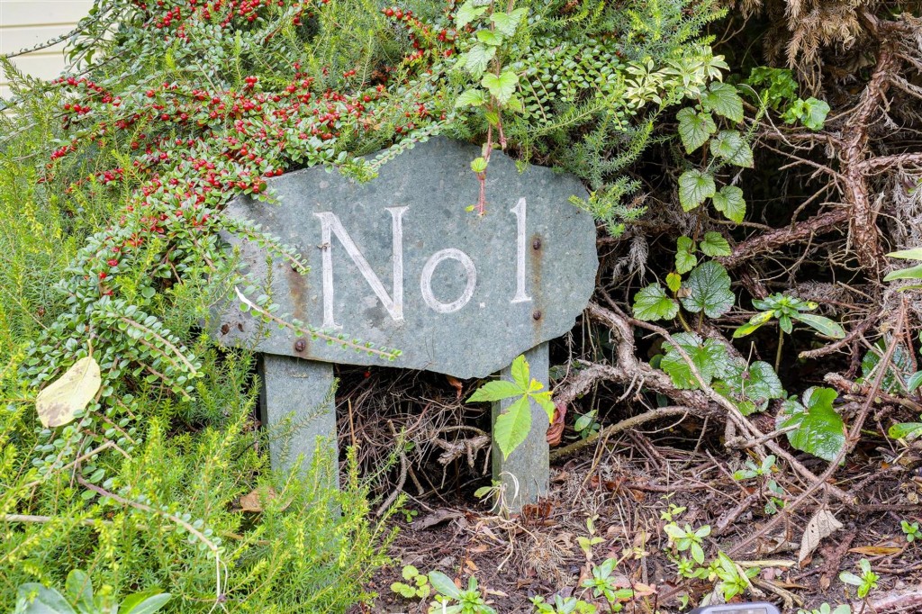 Yew Close, Nottingham, NG5