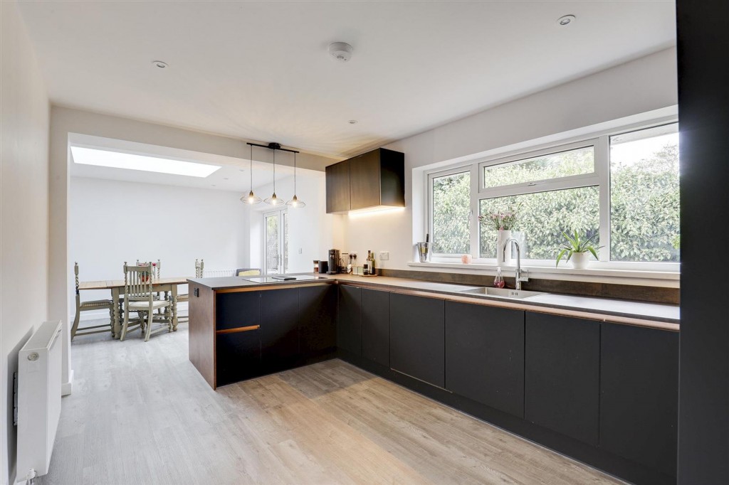 Yew Close, Nottingham, NG5