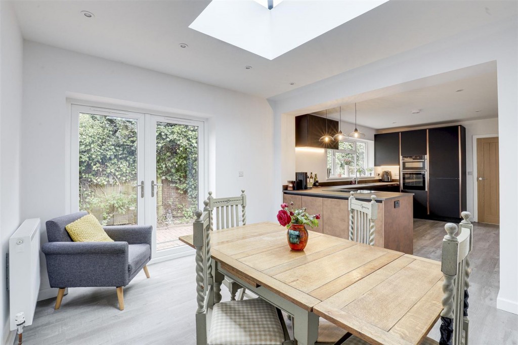 Yew Close, Nottingham, NG5