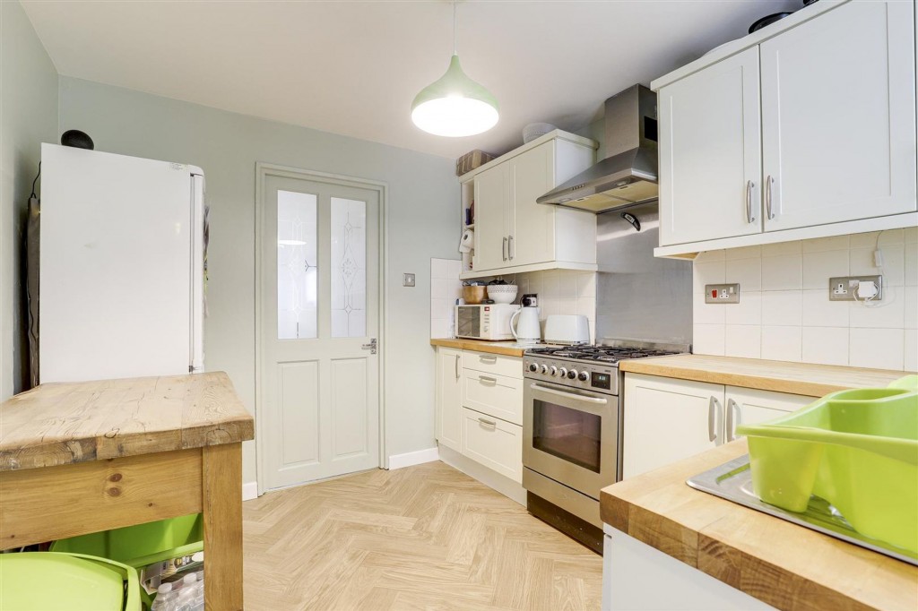 Glenlivet Gardens, Nottingham, NG11