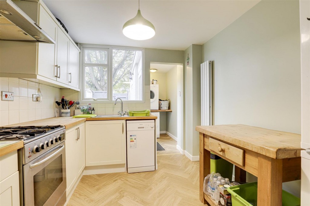 Glenlivet Gardens, Nottingham, NG11