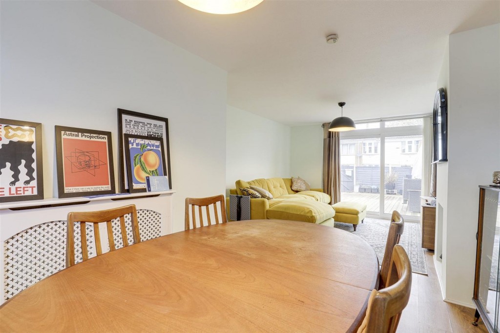 Glenlivet Gardens, Nottingham, NG11