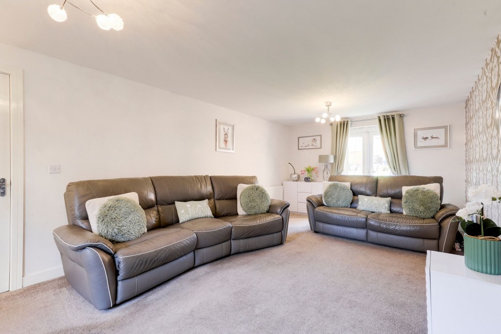 Pegswood Drive, Arnold, NG5