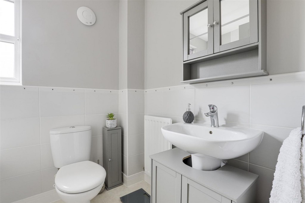 Pegswood Drive, Arnold, NG5