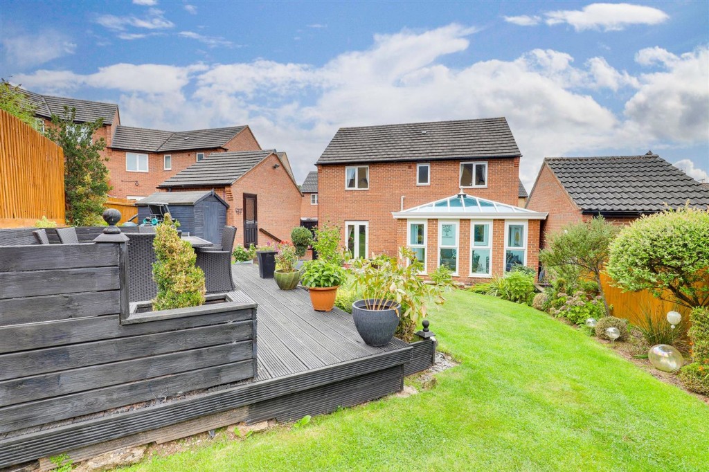 Pegswood Drive, Arnold, NG5