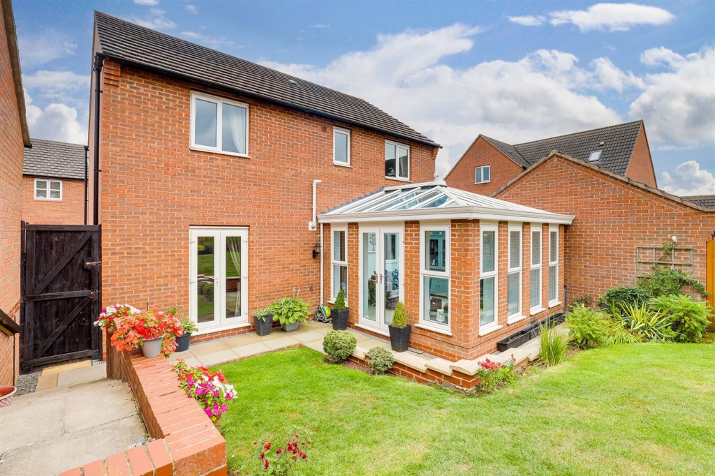 Pegswood Drive, Arnold, NG5