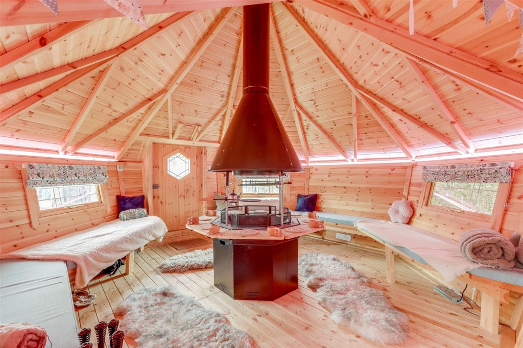 Forest Road, Kirkby-In-Ashfield, NG17