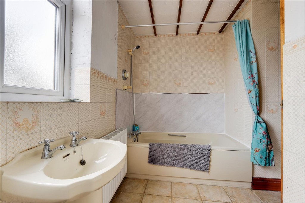 Forest Road, Kirkby-In-Ashfield, NG17