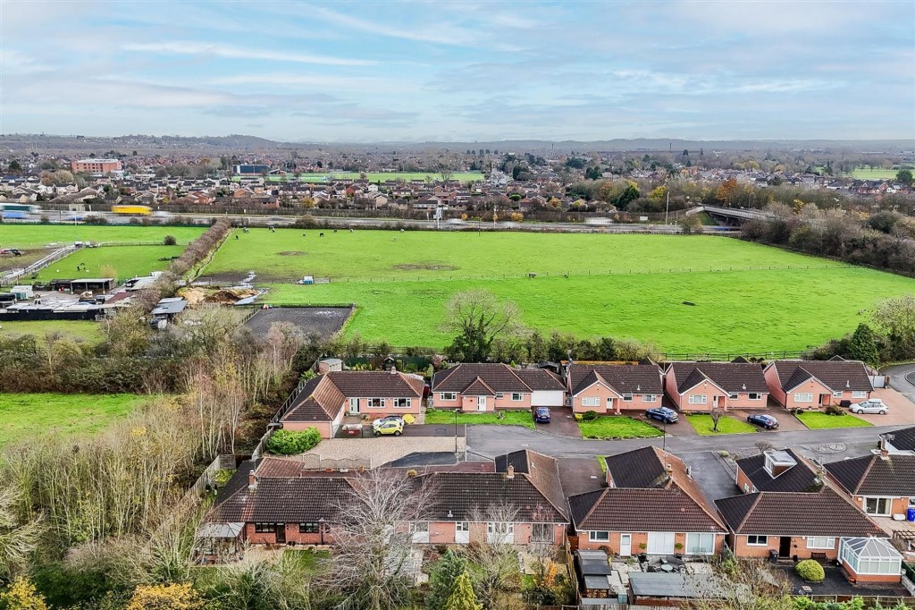 Heath Gardens, Breaston, DE72