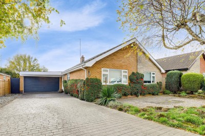 Pinfold Crescent, Woodborough, NG14