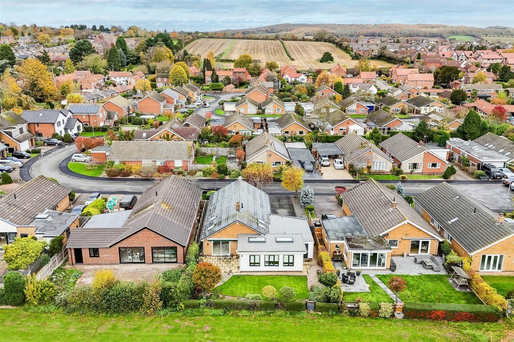 Pinfold Crescent, Woodborough, NG14