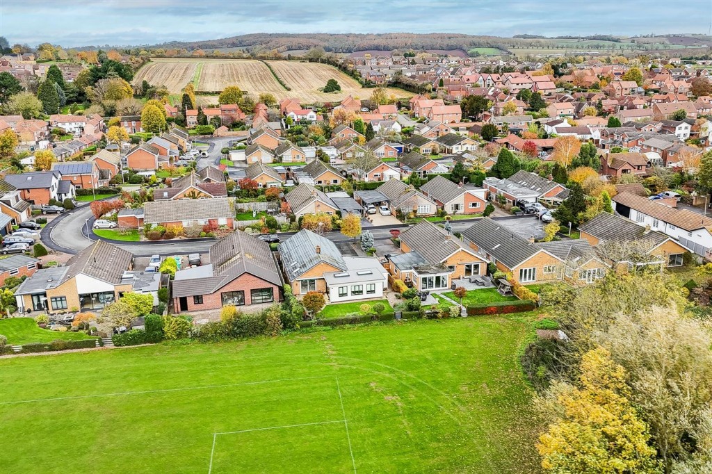 Pinfold Crescent, Woodborough, NG14