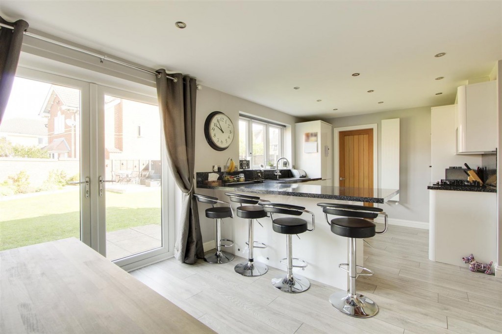 Waterside Close, Gamston, NG2