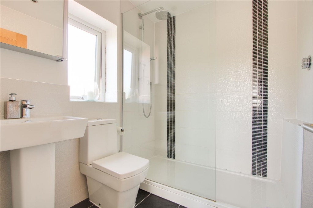 Waterside Close, Gamston, NG2