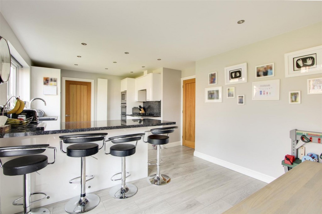 Waterside Close, Gamston, NG2