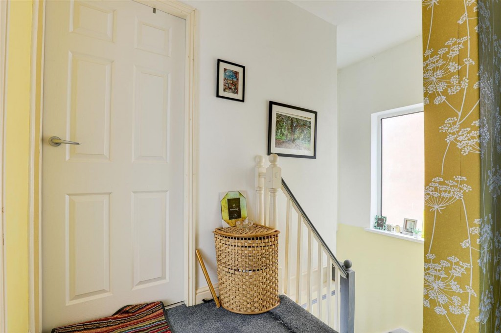 Palmer Crescent, Carlton, NG4