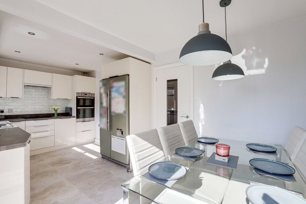 Lodge Close, Redhill, NG5
