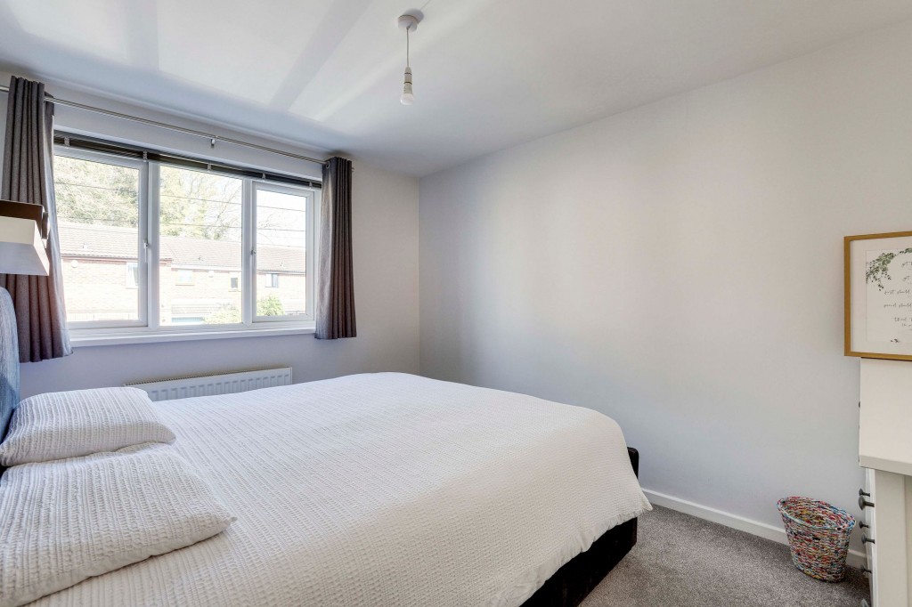 Lodge Close, Redhill, NG5