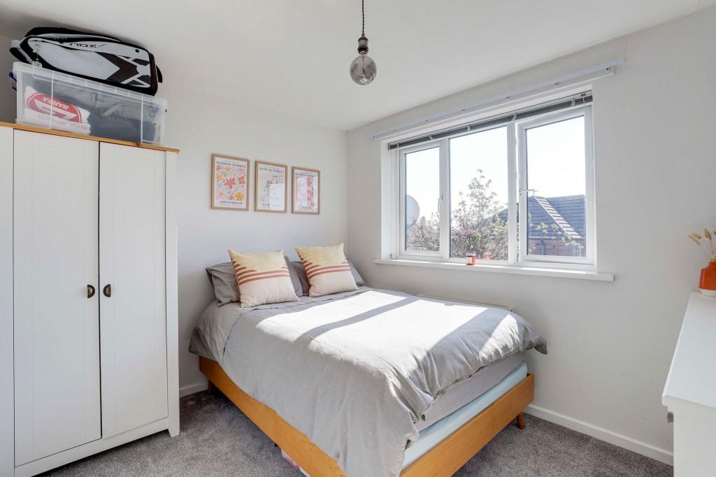 Lodge Close, Redhill, NG5