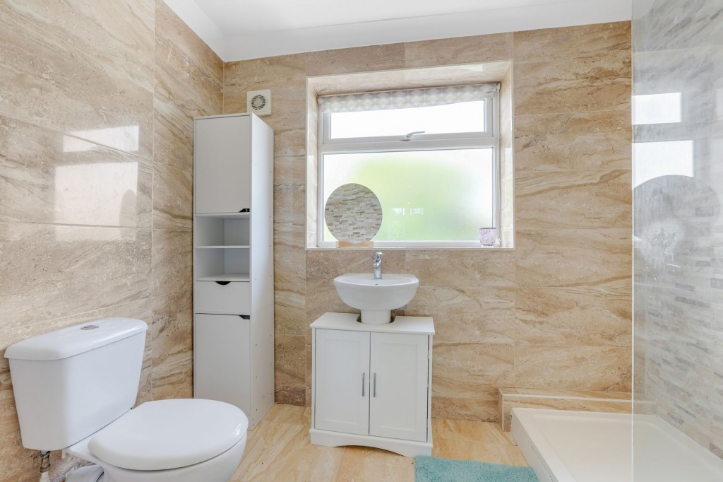 Greythorn Drive, West Bridgford, NG2