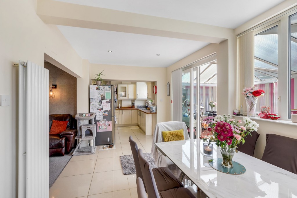 Greythorn Drive, West Bridgford, NG2