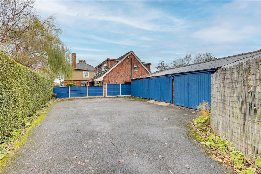 Derbyshire Lane, Hucknall, NG15