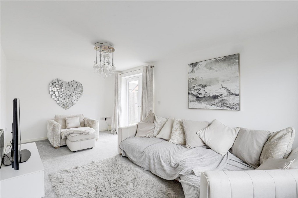 Kingfisher Road, Burton Joyce, NG14