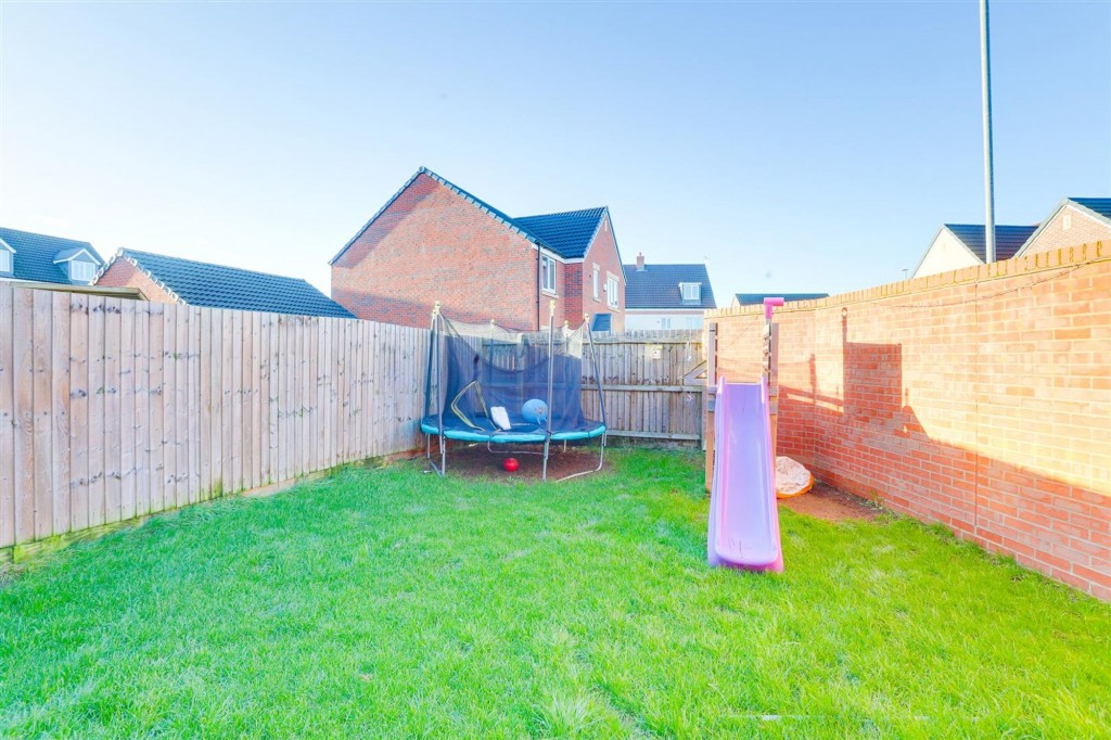 Kingfisher Road, Burton Joyce, NG14