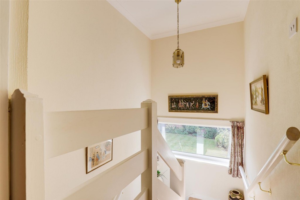 Plains Farm Close, Nottingham, NG3