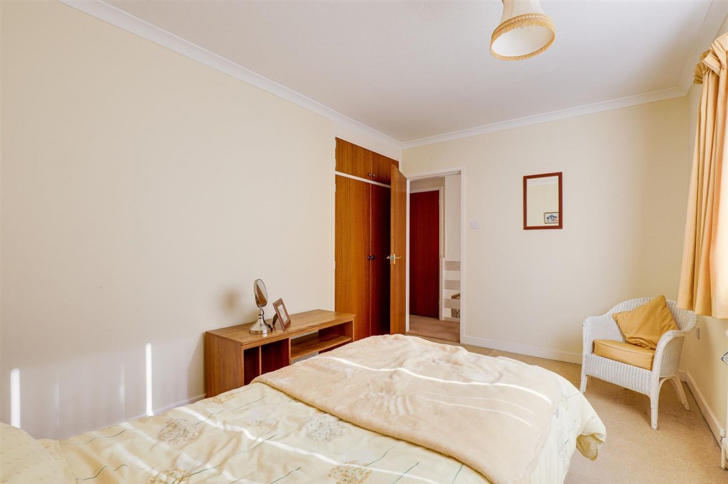 Plains Farm Close, Nottingham, NG3