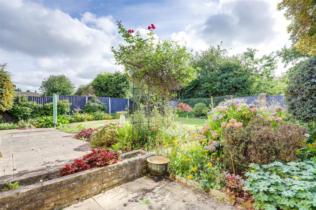 Plains Farm Close, Nottingham, NG3