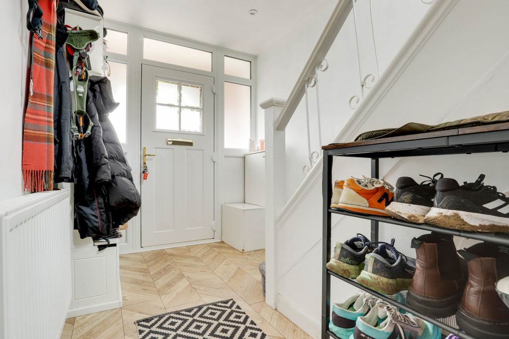 St. Austell Drive, Nottingham, NG11